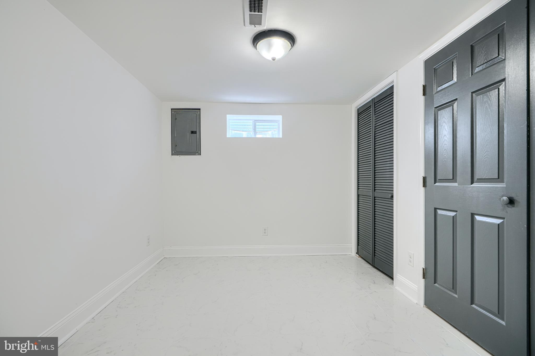 FRANKFORD - Residential