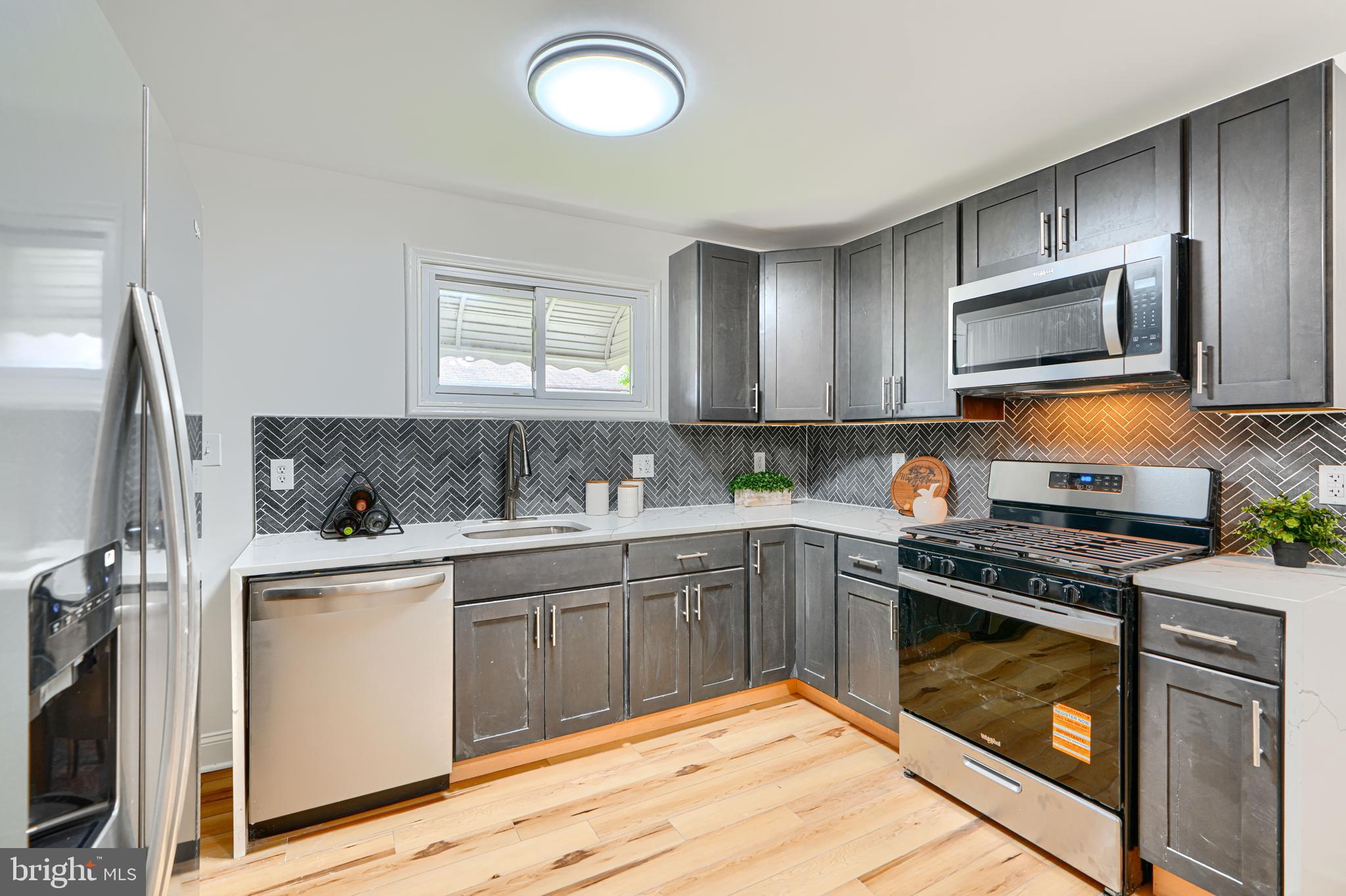 FRANKFORD - Residential