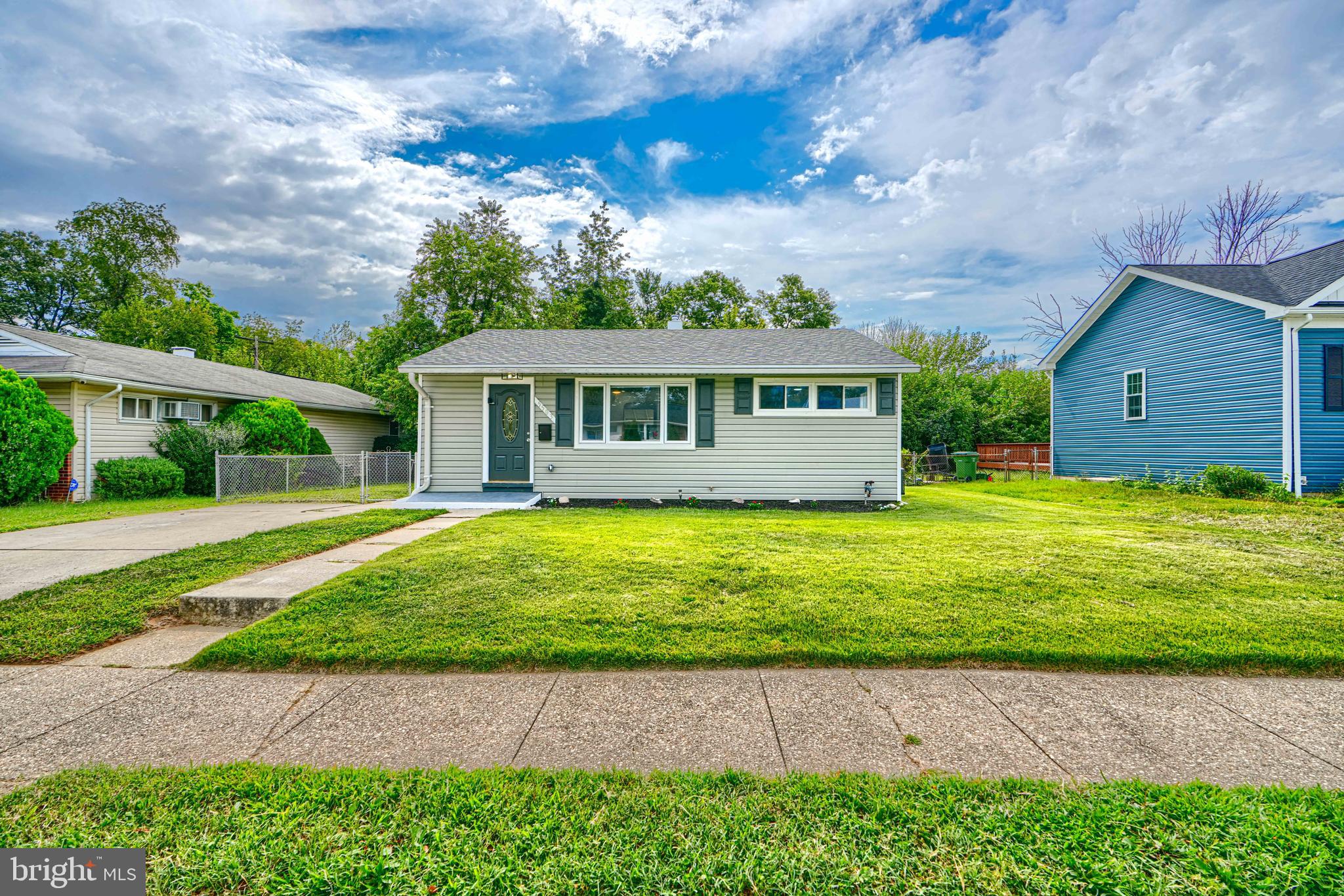 FRANKFORD - Residential