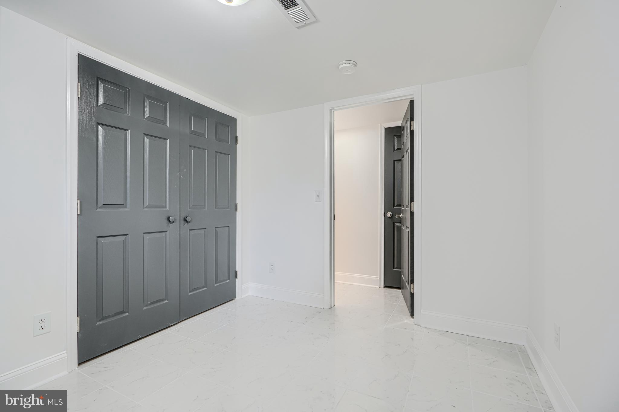 FRANKFORD - Residential
