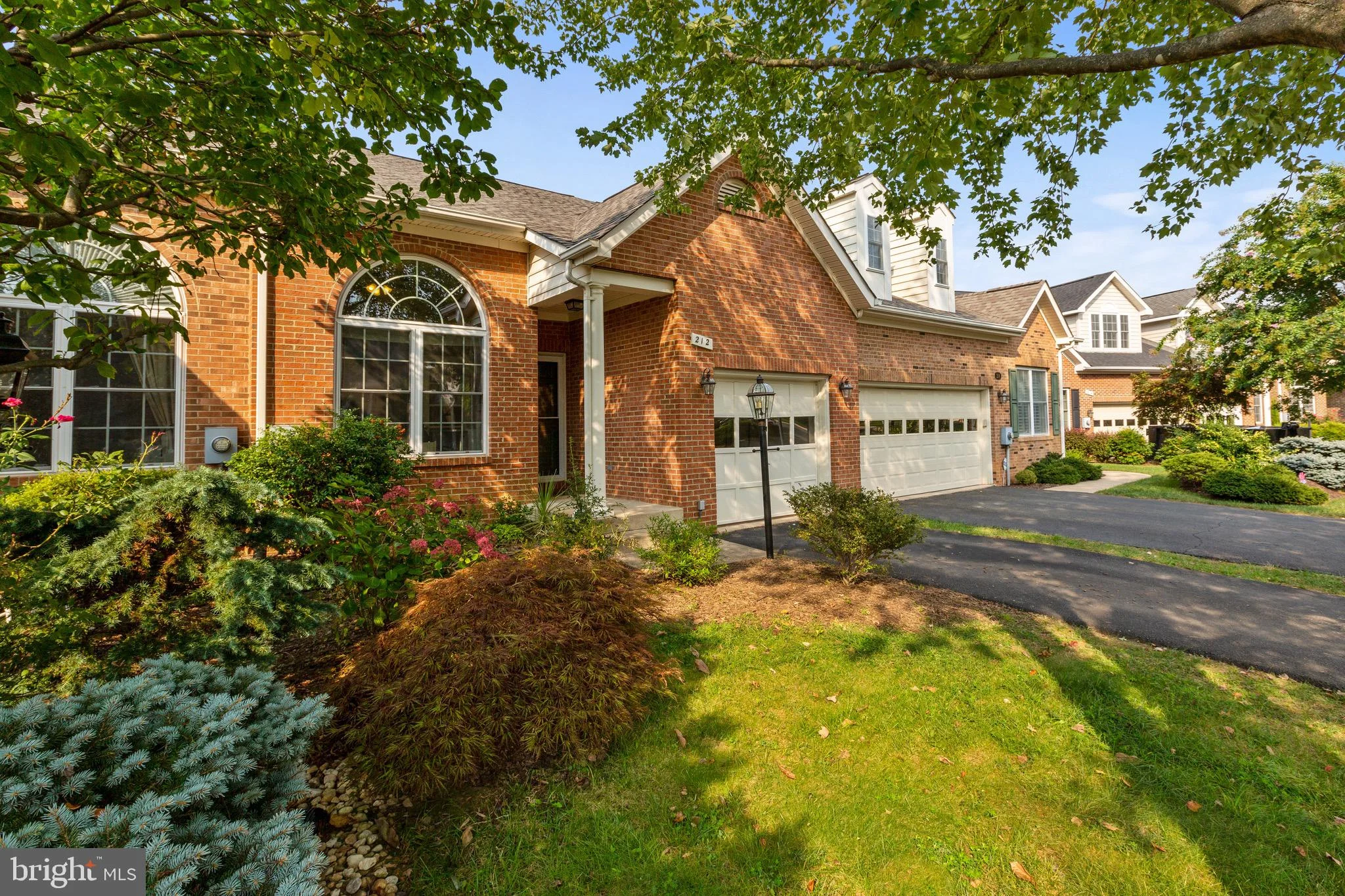 212 N View Circle, Warrenton, VA 20186