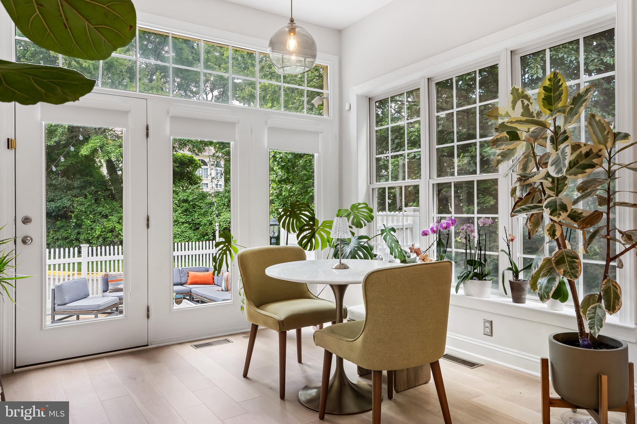 BRIARWOOD TRACE - Residential Lease