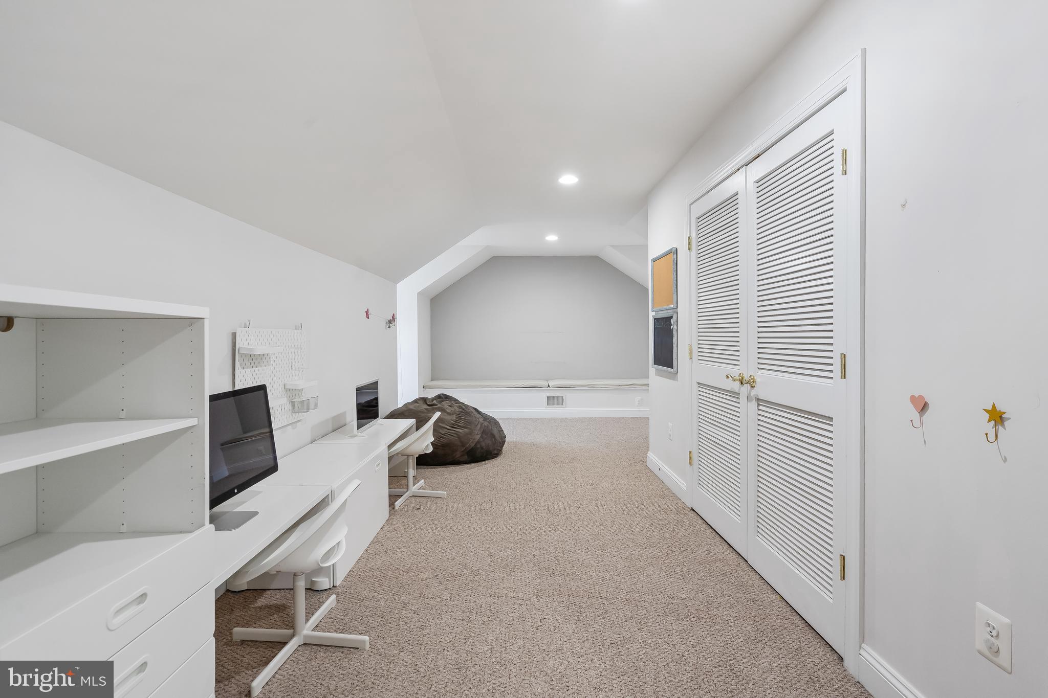 BRIARWOOD TRACE - Residential Lease