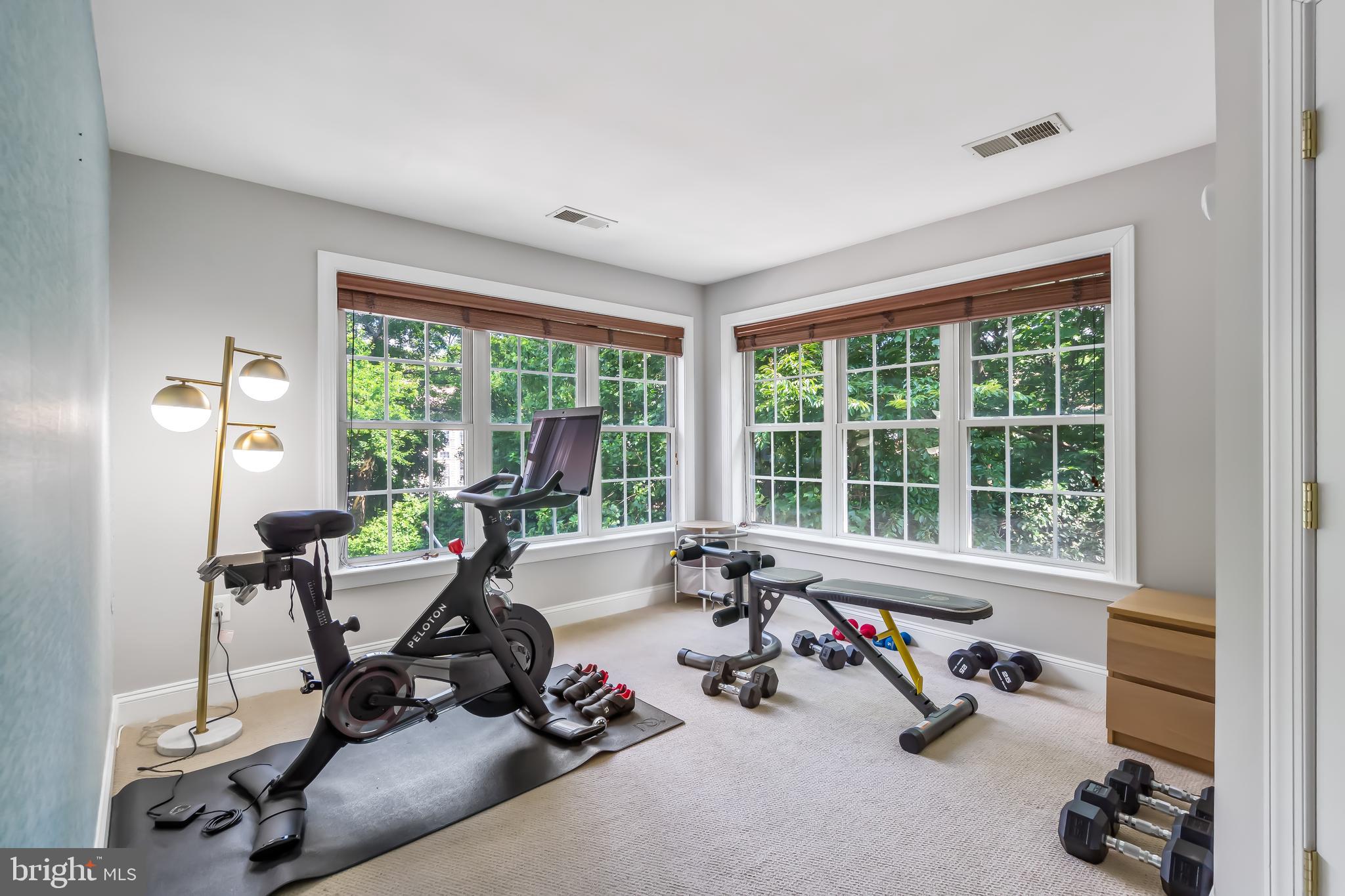 BRIARWOOD TRACE - Residential Lease