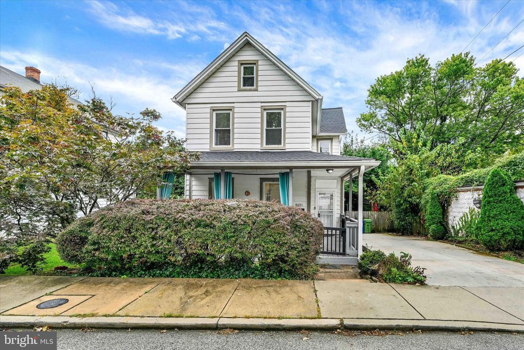 Photo of 4601 Hampnett Avenue, BALTIMORE, MD 21214 (MLS # MDBA2179726)