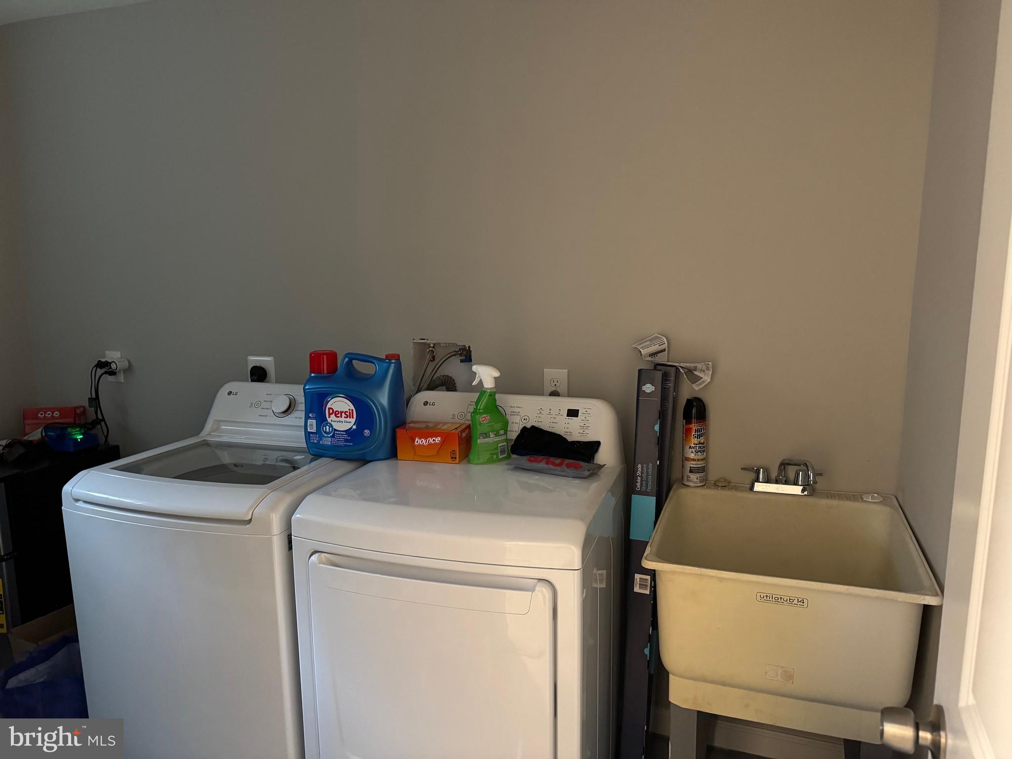 CHESAPEAKE RANCH ESTATES - Residential Lease