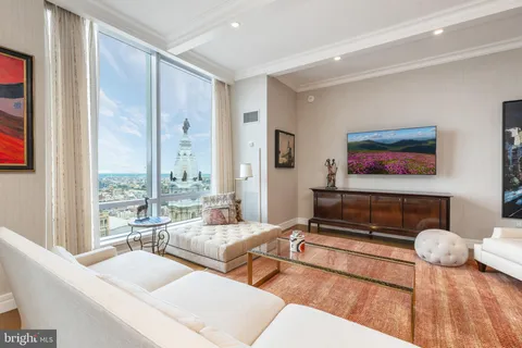 1414 S Penn Square Unit 42DE, Philadelphia, PA MLS: PAPH2273768