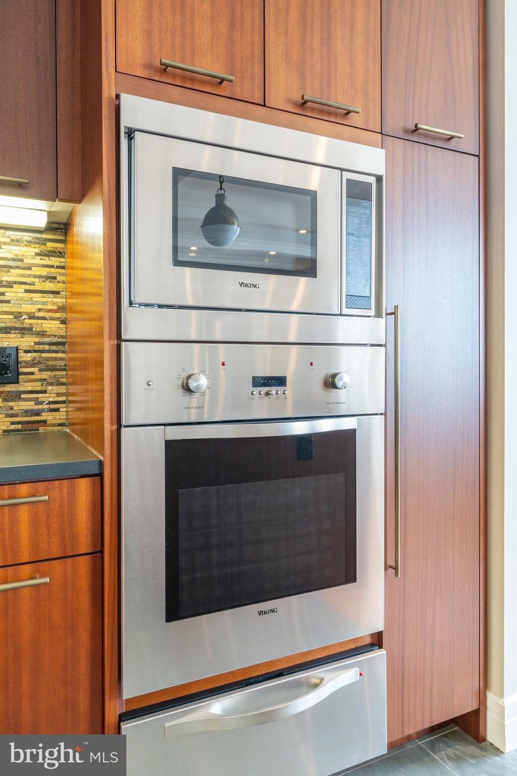 AVENUE OF THE ARTS - Residential