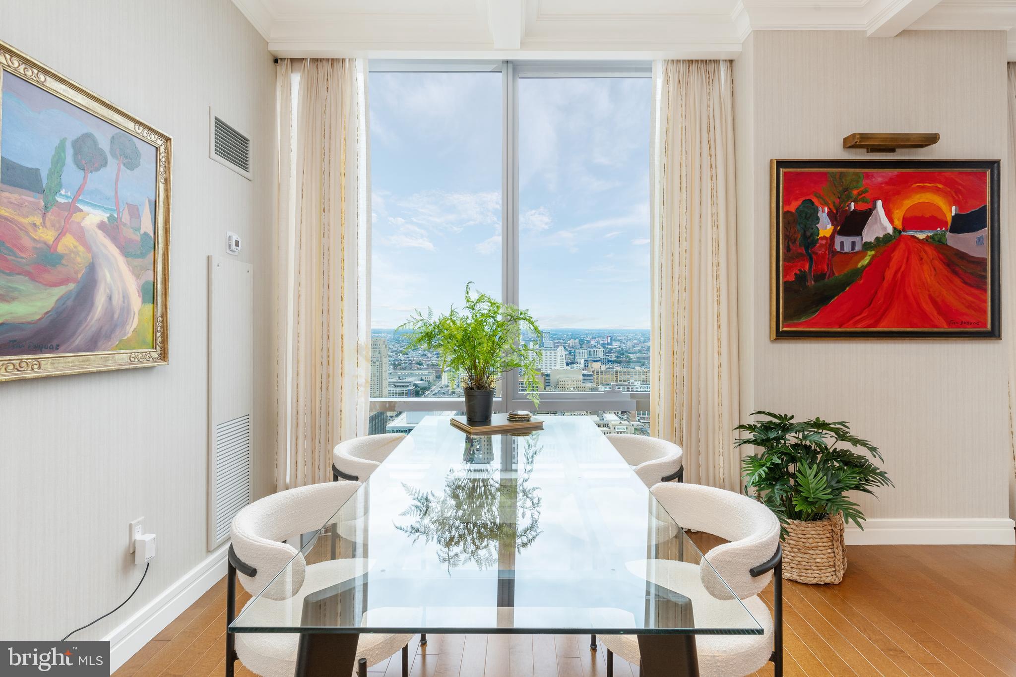 AVENUE OF THE ARTS - Residential