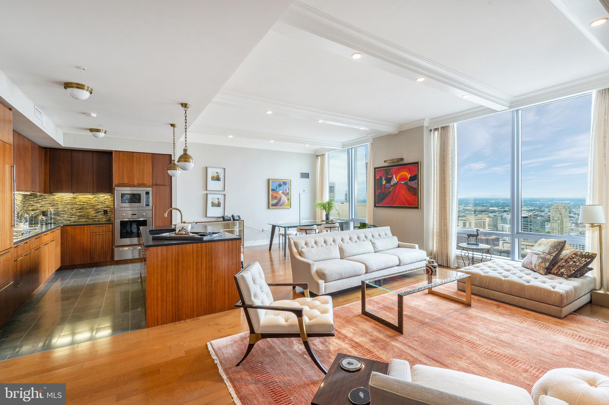 AVENUE OF THE ARTS - Residential