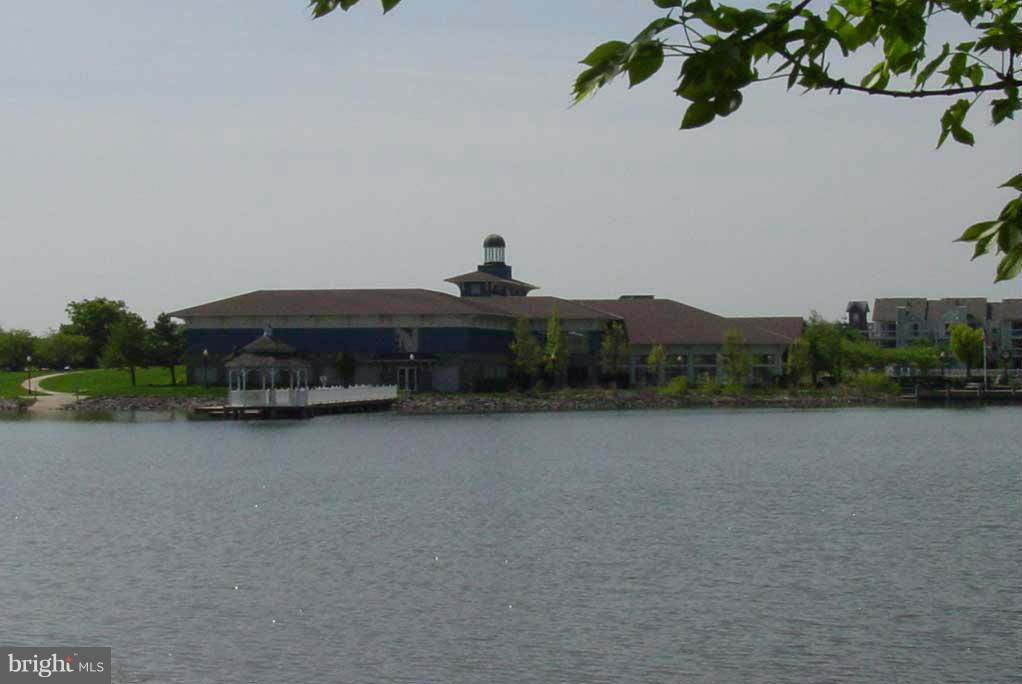 ASHBURN VILLAGE - Residential Lease