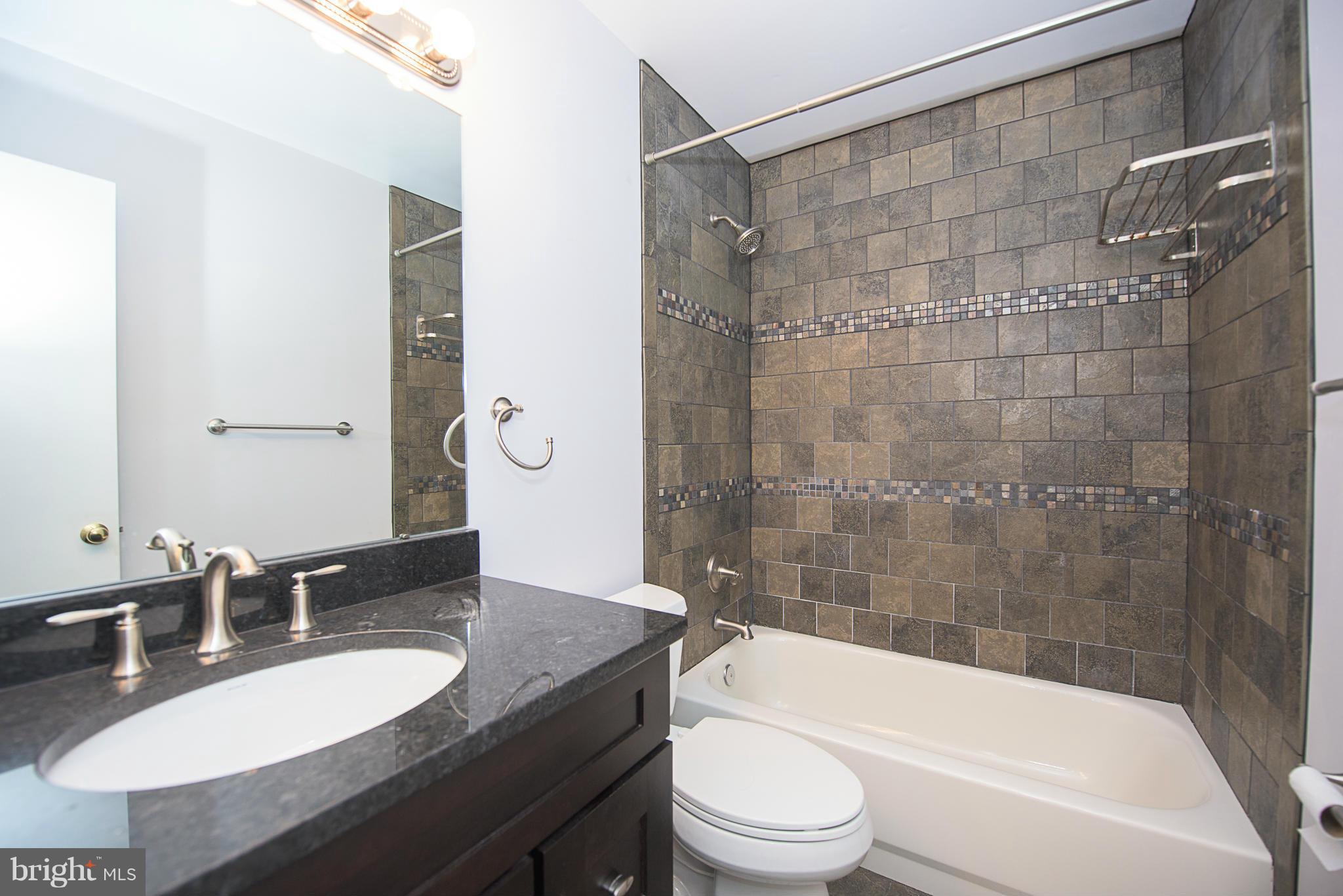 ASHBURN VILLAGE - Residential Lease