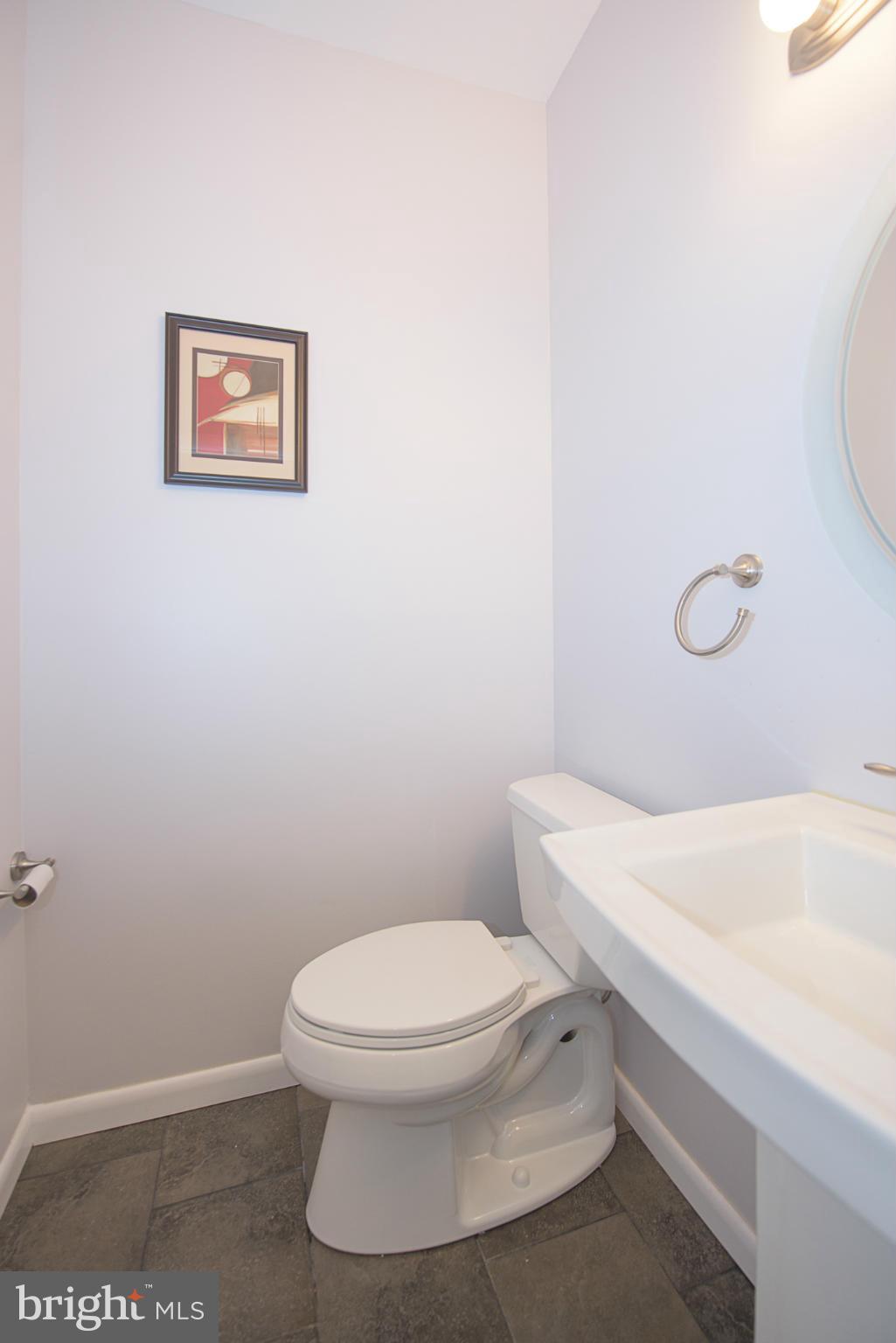 ASHBURN VILLAGE - Residential Lease