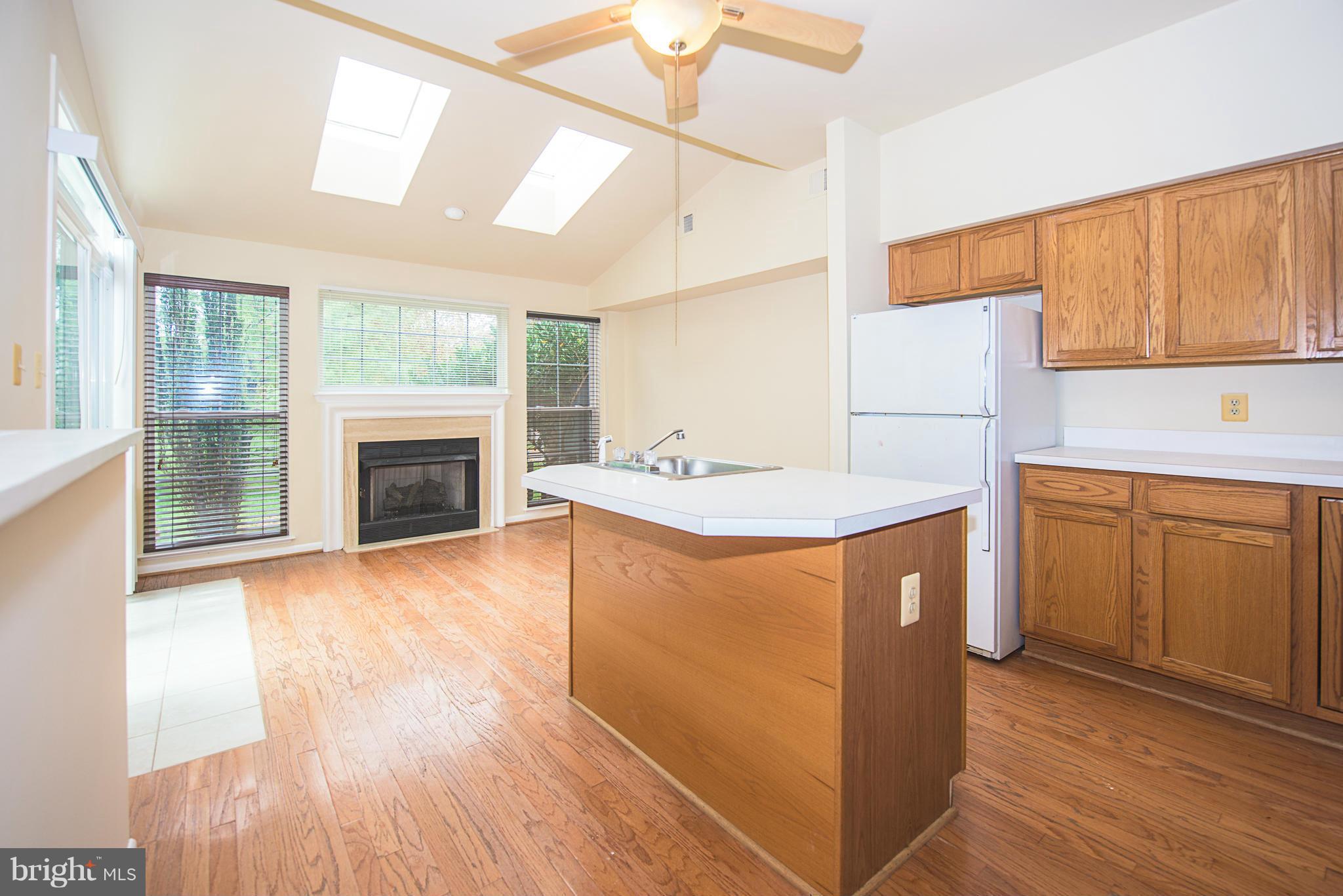 ASHBURN VILLAGE - Residential Lease