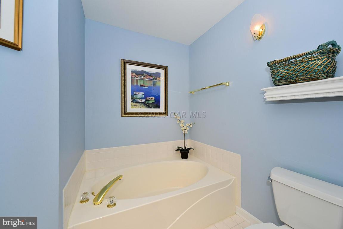 HERON HARBOUR - Residential