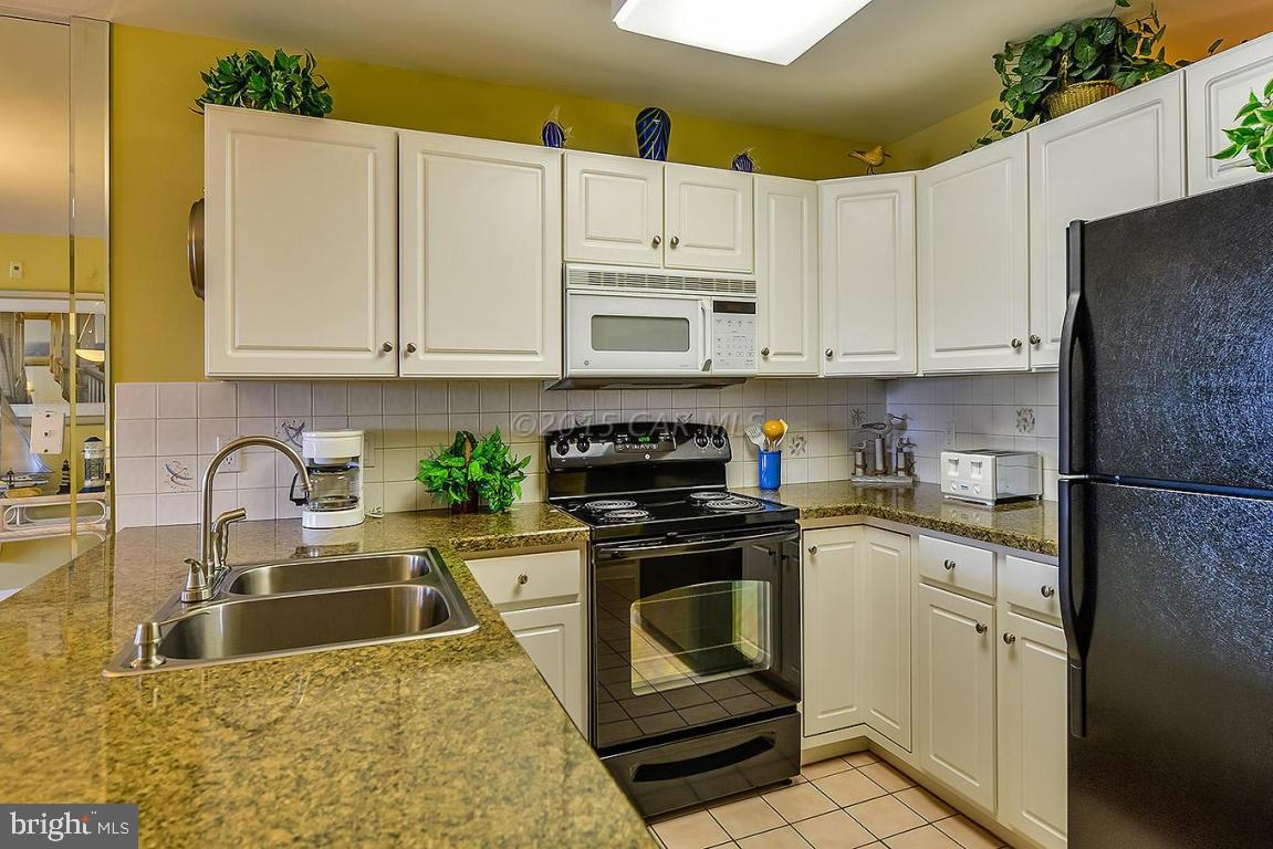 HERON HARBOUR - Residential