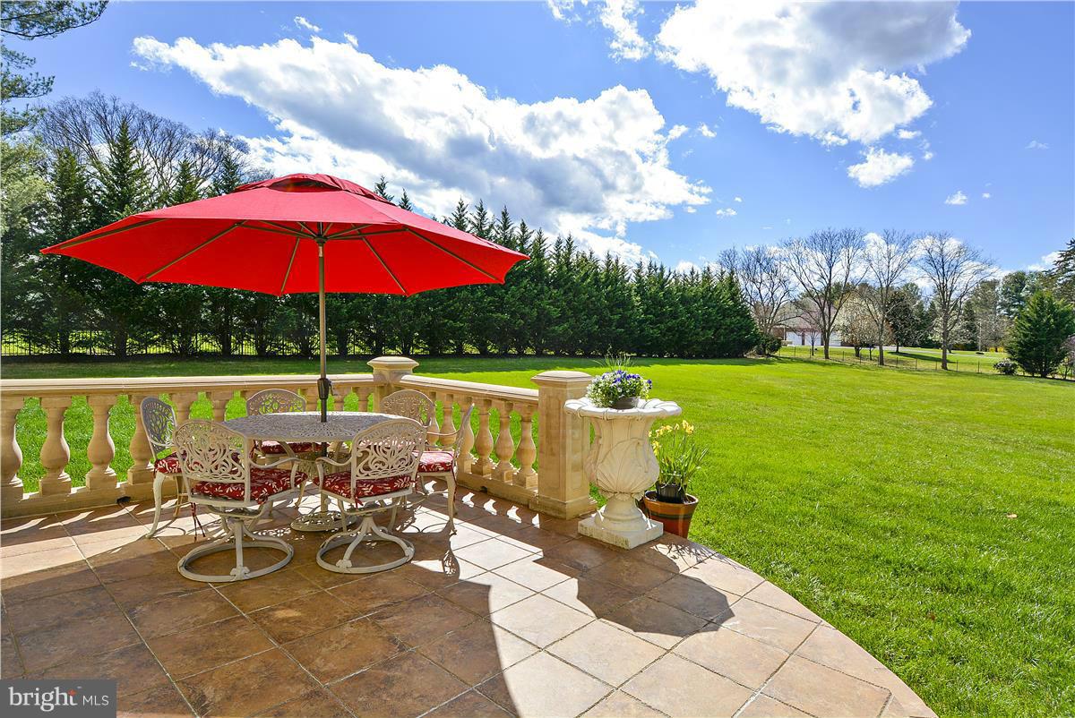 WOODSFIELD - Residential