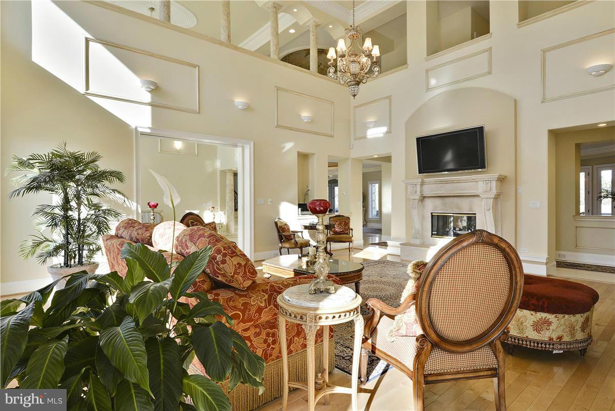 WOODSFIELD - Residential