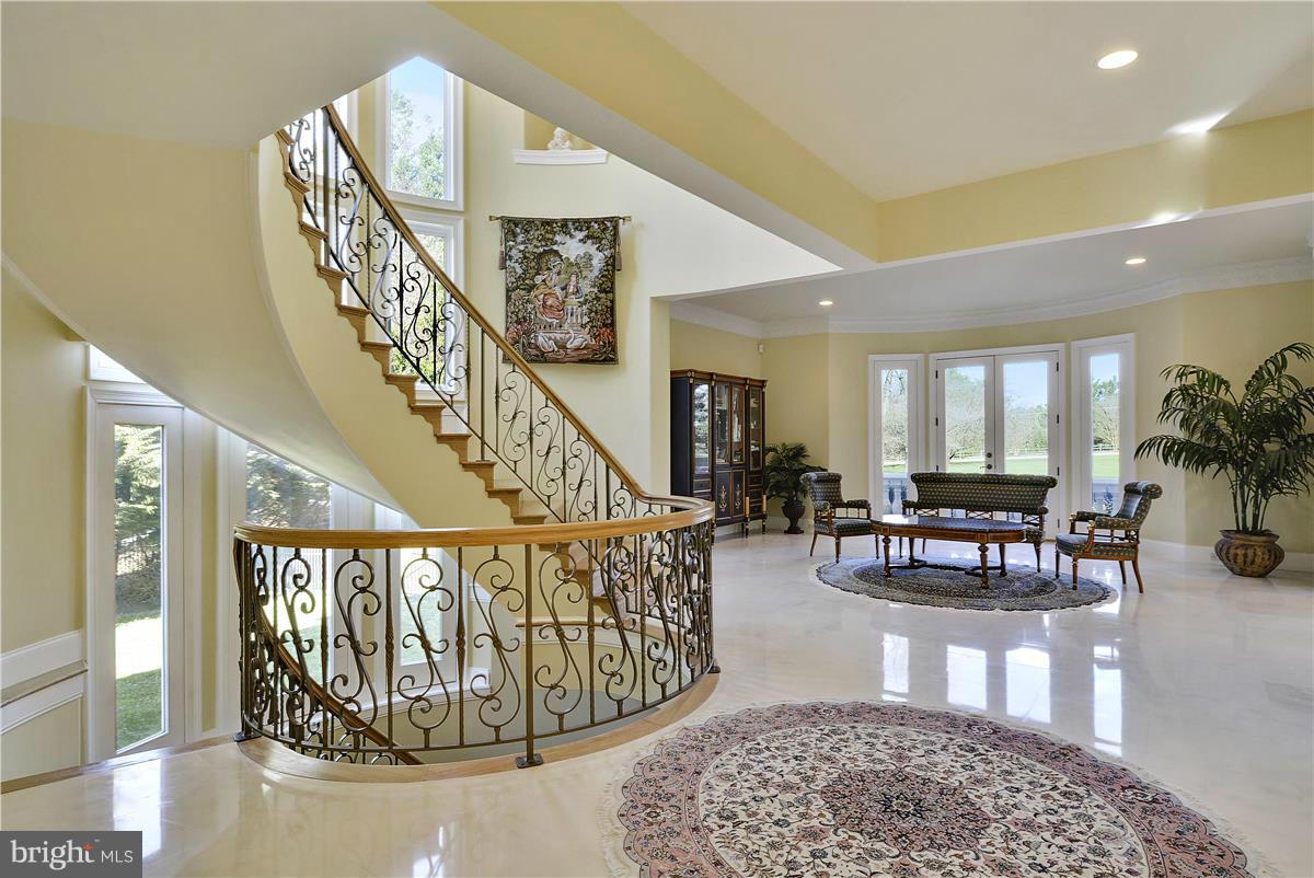 WOODSFIELD - Residential