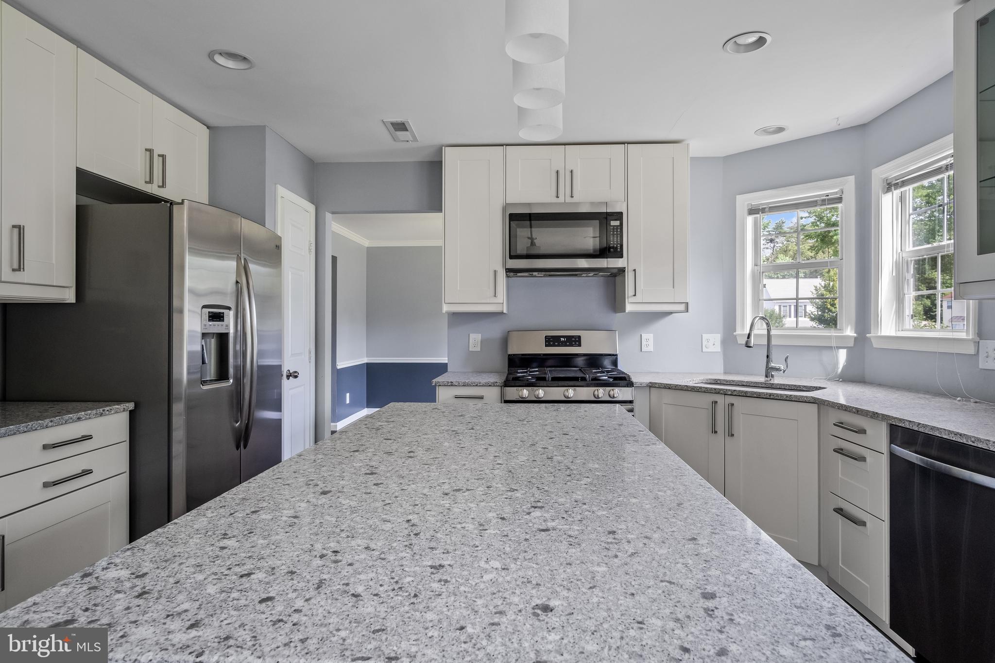 COURTLANDT HEIGHTS - Residential Lease