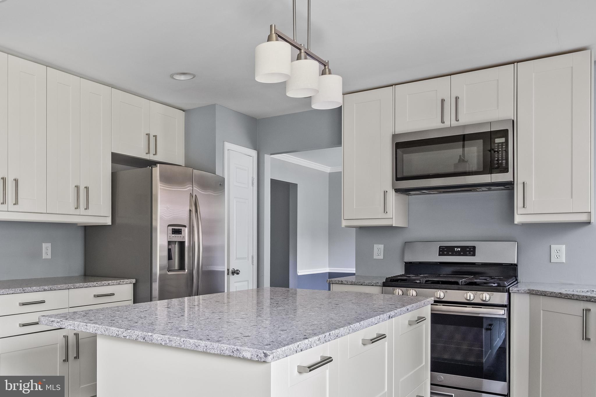 COURTLANDT HEIGHTS - Residential Lease