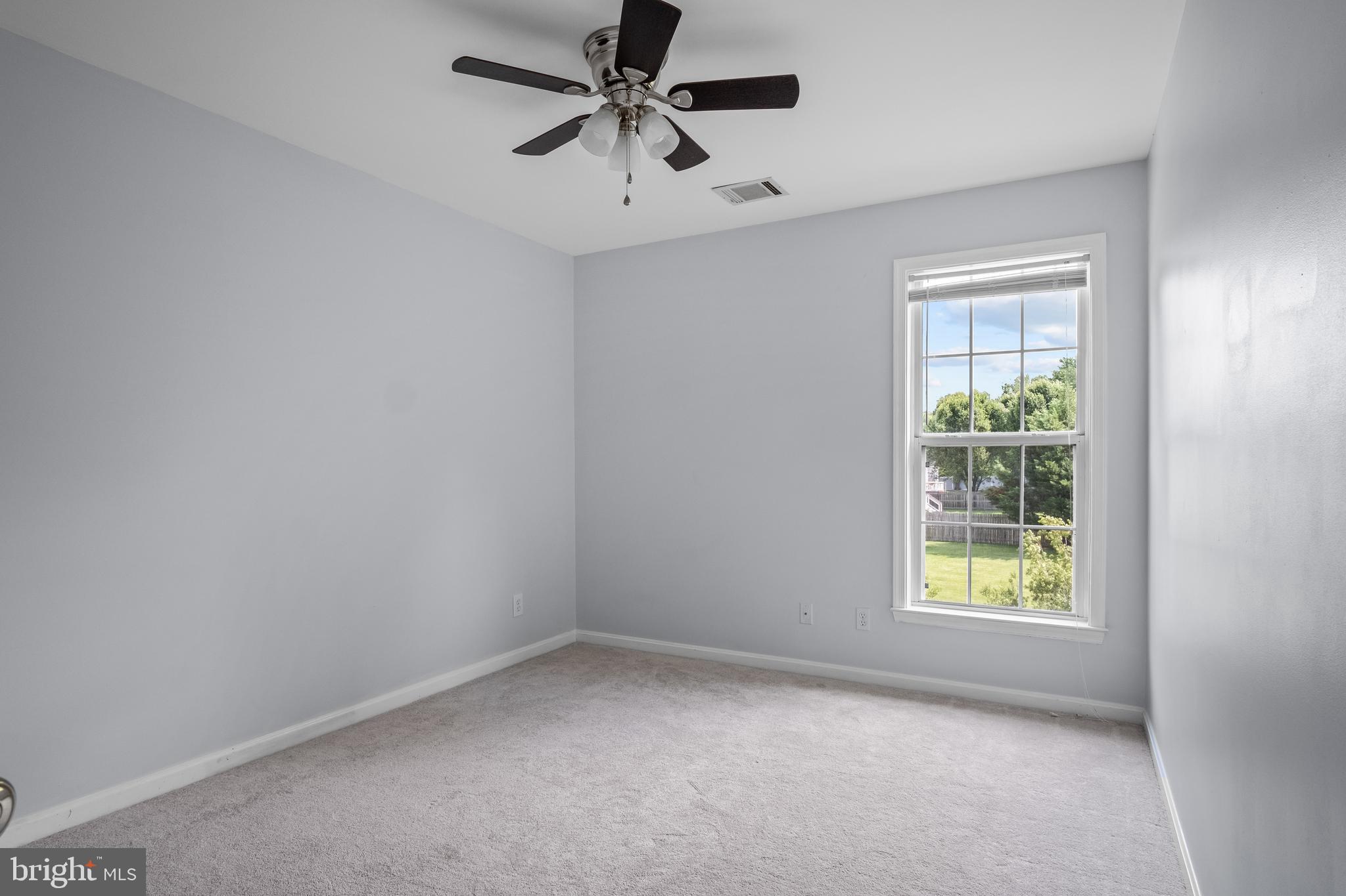 COURTLANDT HEIGHTS - Residential Lease