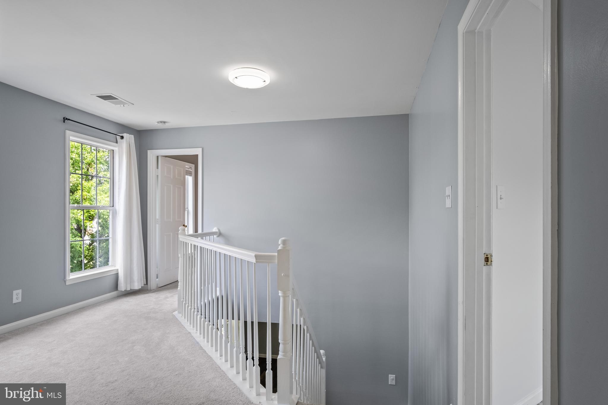 COURTLANDT HEIGHTS - Residential Lease