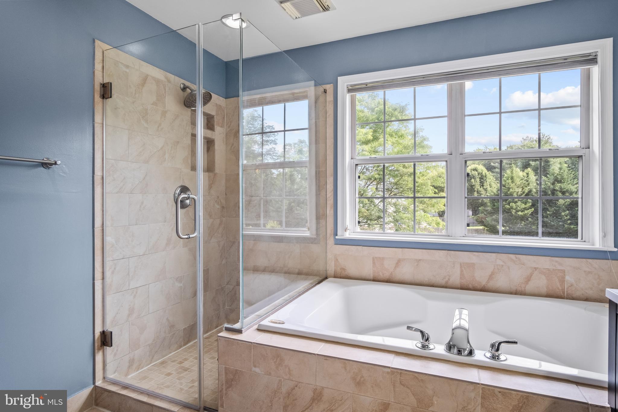 COURTLANDT HEIGHTS - Residential Lease