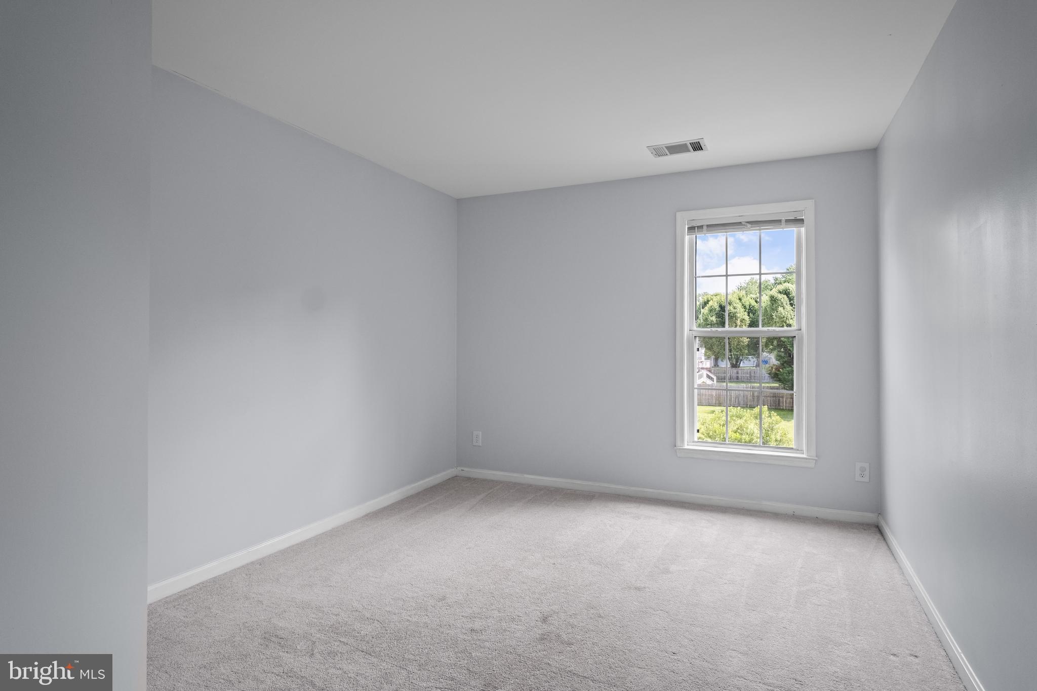 COURTLANDT HEIGHTS - Residential Lease