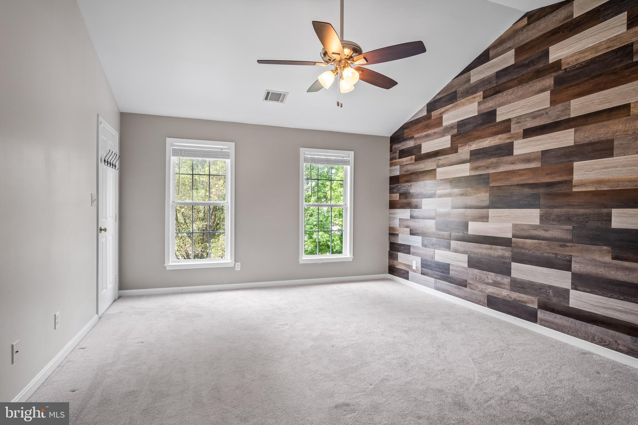 COURTLANDT HEIGHTS - Residential Lease