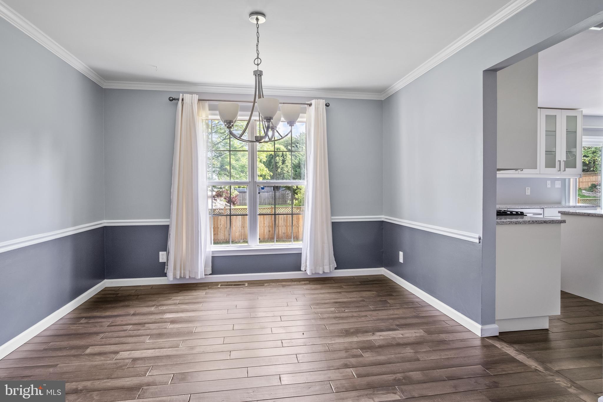 COURTLANDT HEIGHTS - Residential Lease