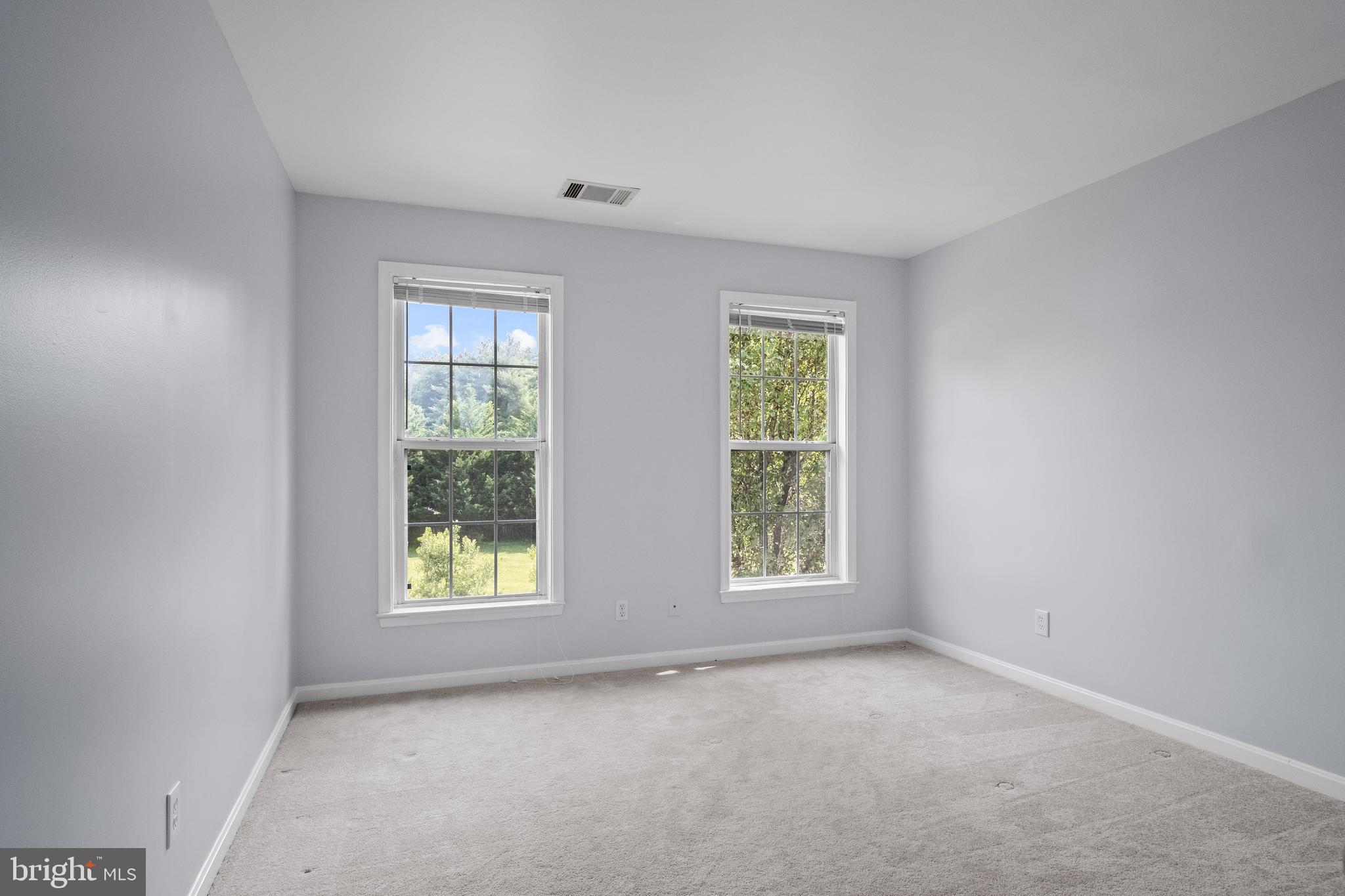 COURTLANDT HEIGHTS - Residential Lease