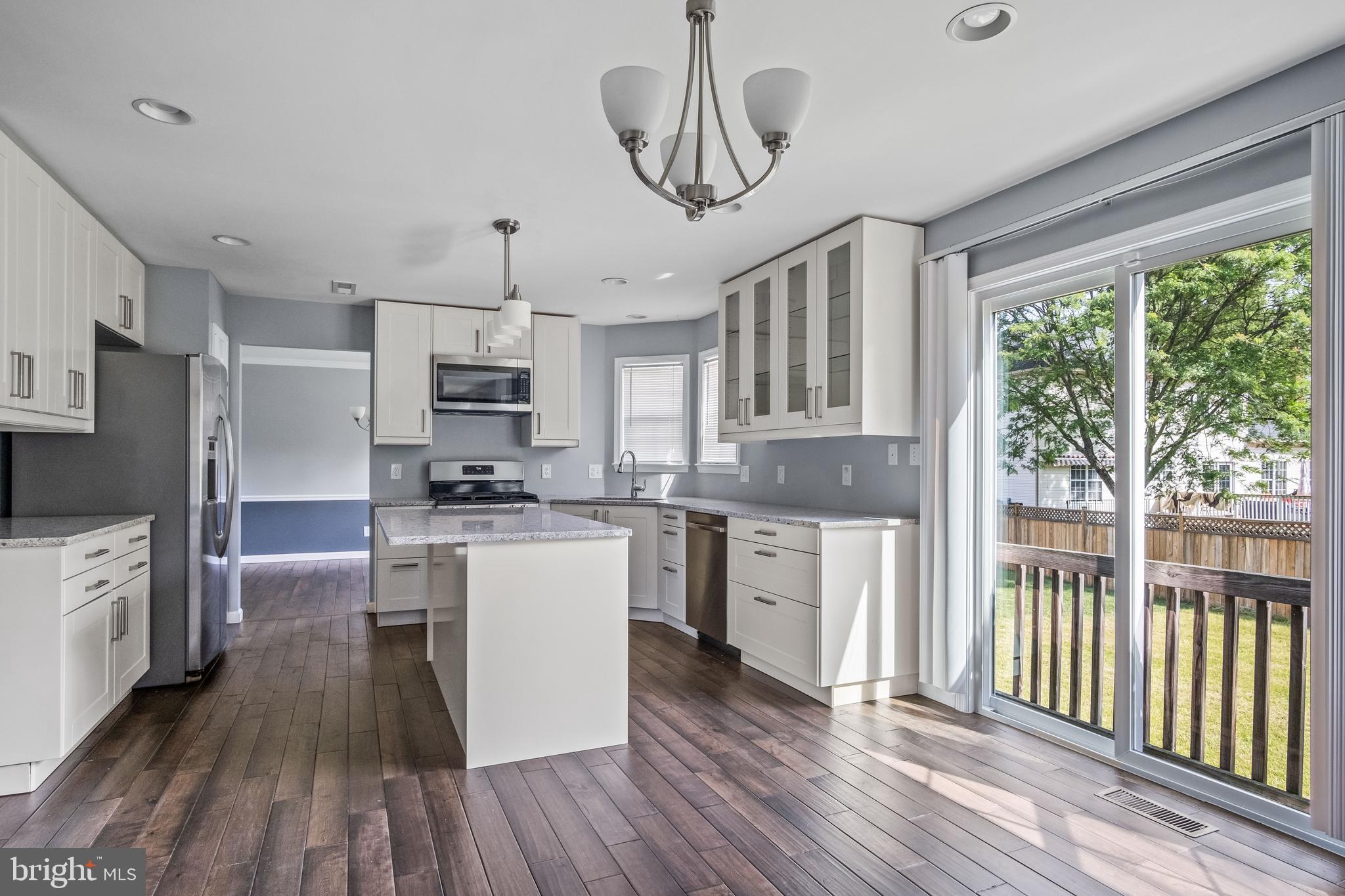 COURTLANDT HEIGHTS - Residential Lease