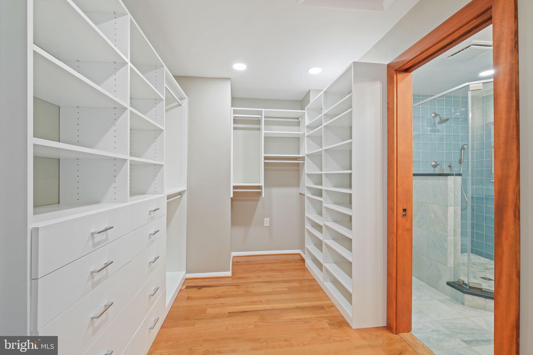 FAIRWAY HILLS - Residential