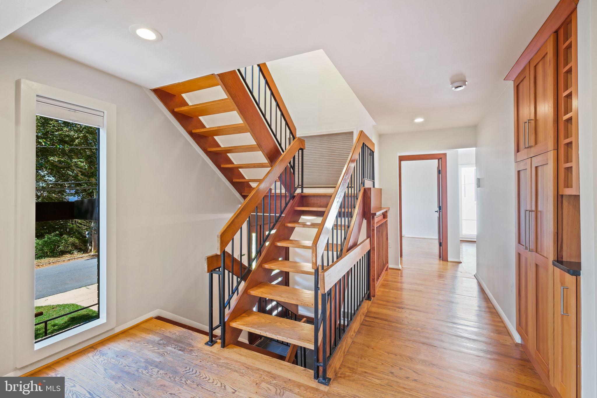 FAIRWAY HILLS - Residential