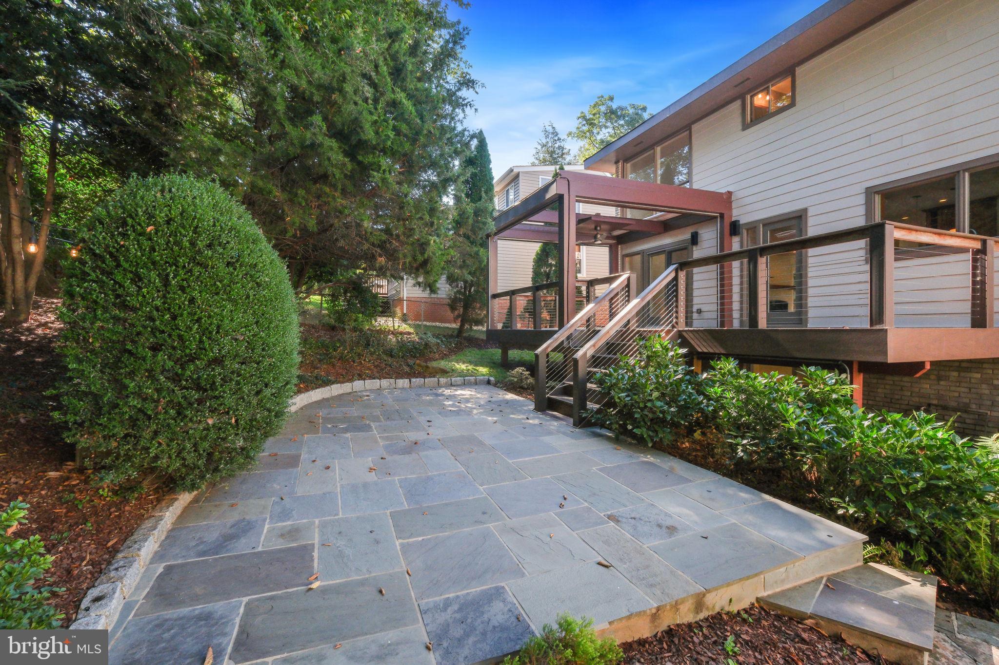 FAIRWAY HILLS - Residential