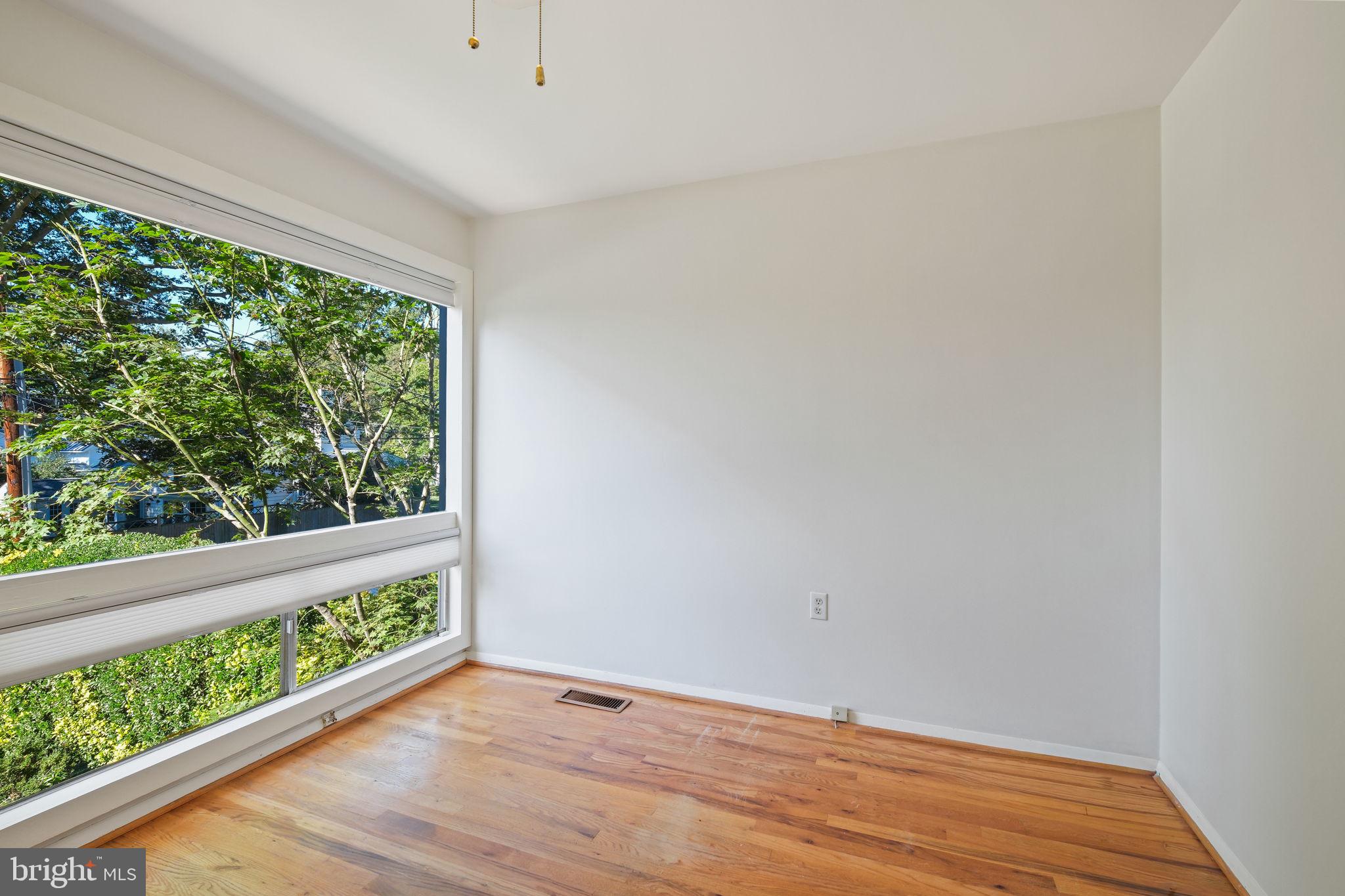 FAIRWAY HILLS - Residential