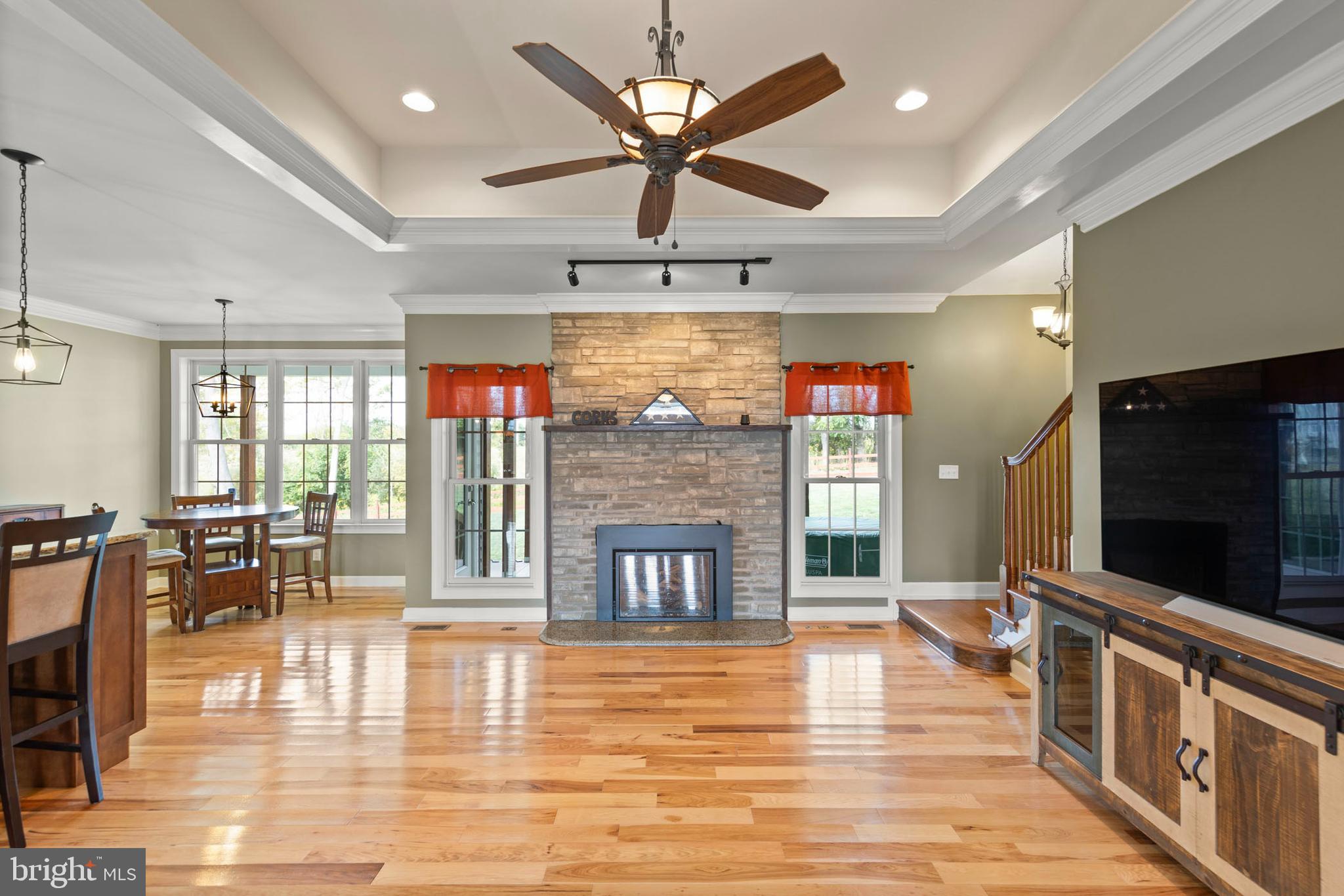 POTOMAC RIDGE - Residential