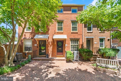 Photo of 519 S St Asaph Street, ALEXANDRIA, VA 22314 (MLS # VAAX2062464)