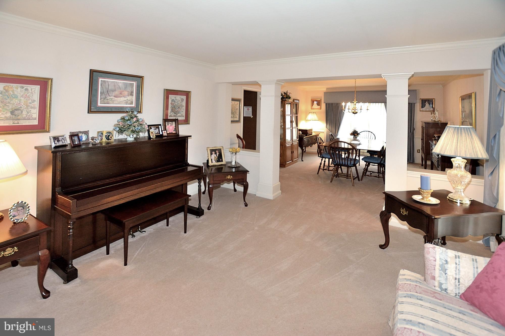 ASHBURN FARM - Residential