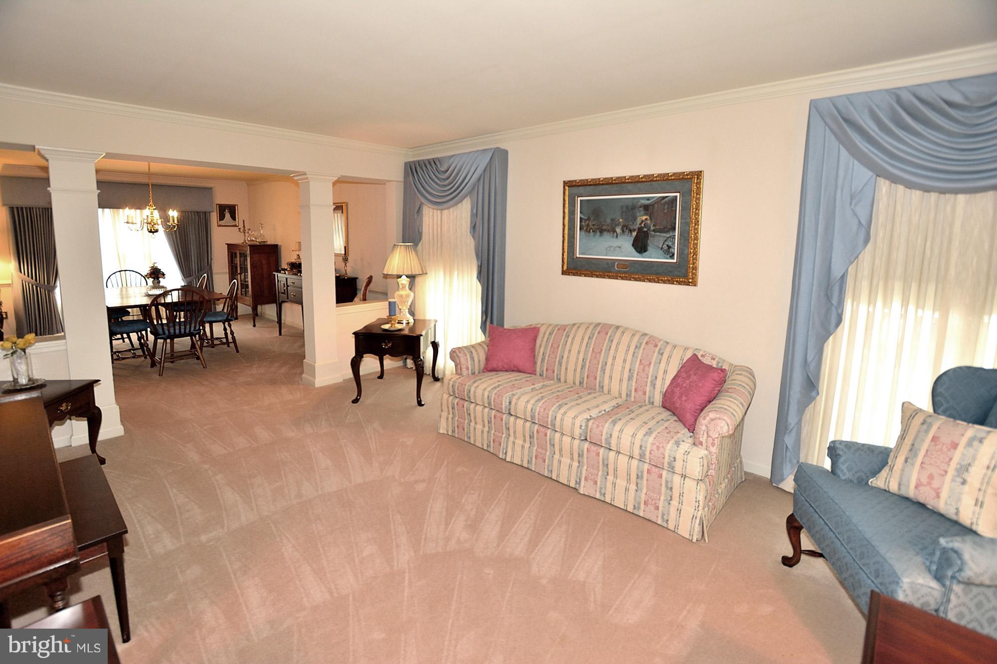 ASHBURN FARM - Residential