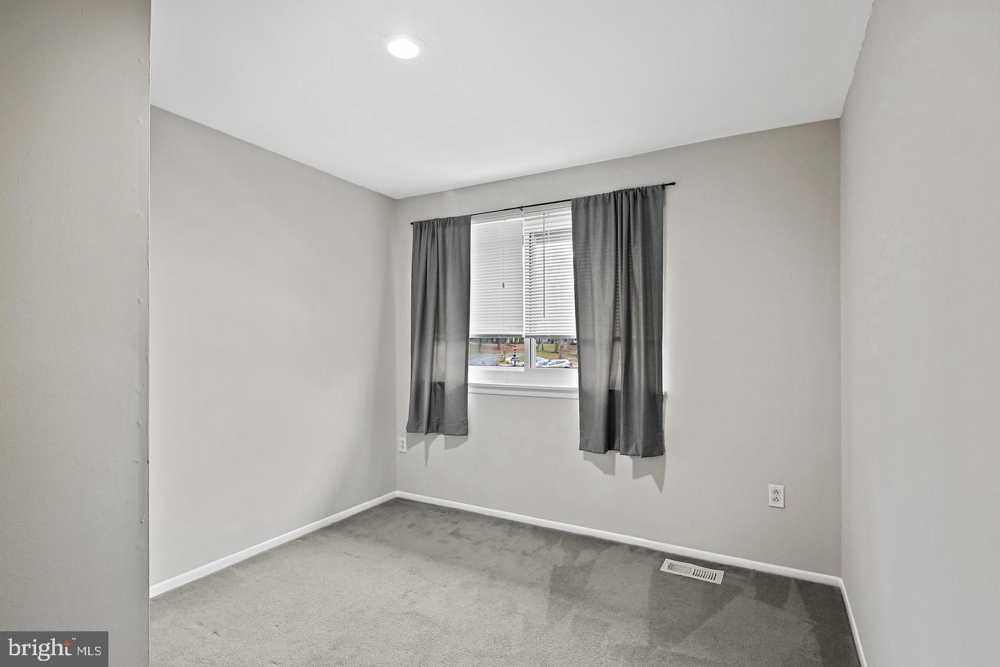 OWEN BROWN ESTATES - Residential Lease