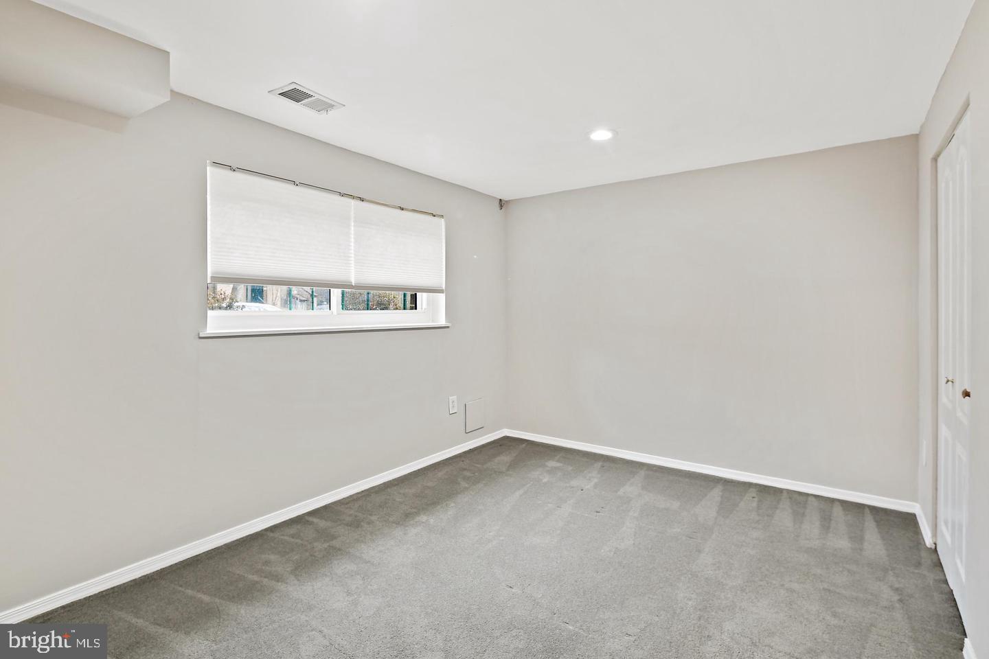 OWEN BROWN ESTATES - Residential Lease