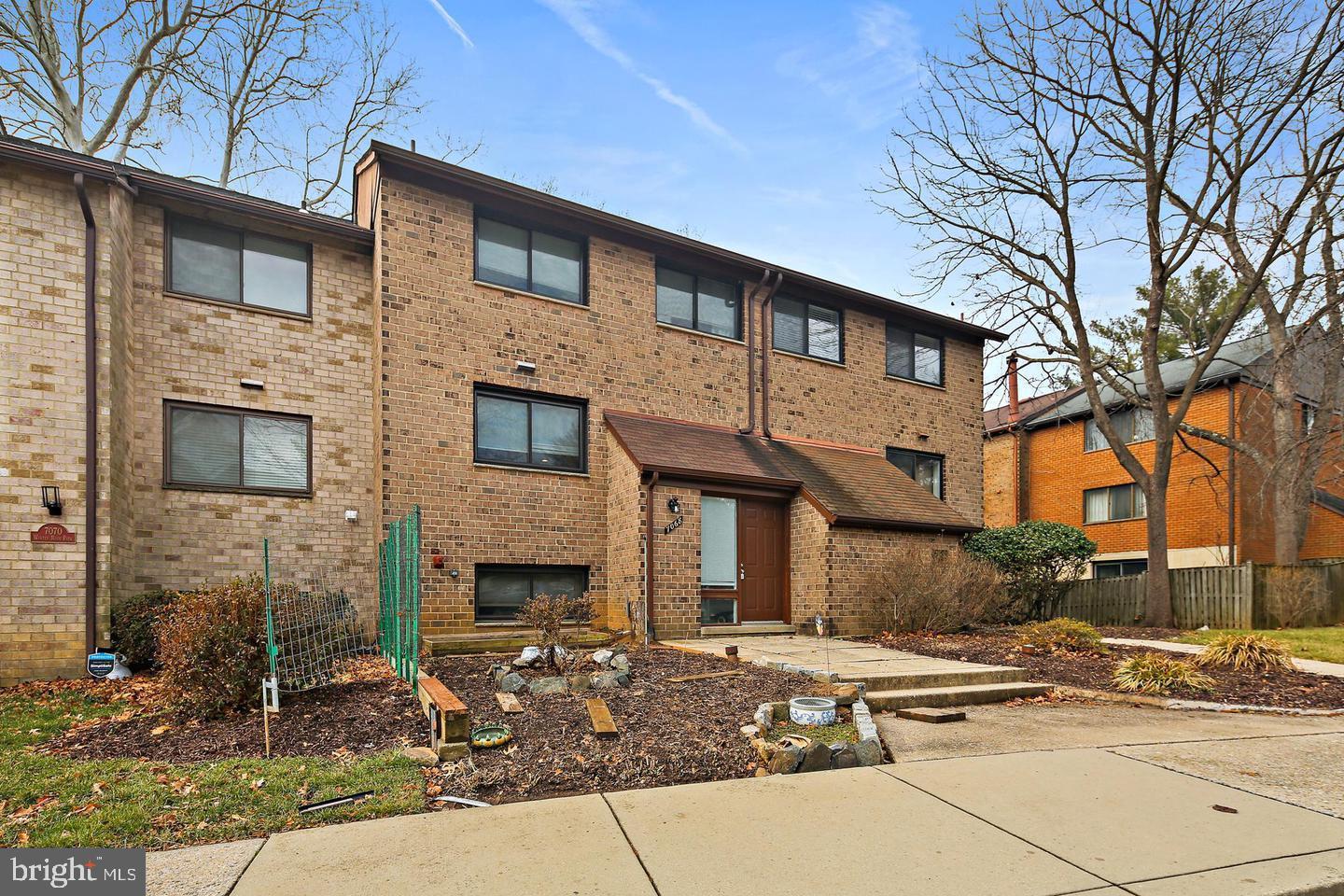 OWEN BROWN ESTATES - Residential Lease