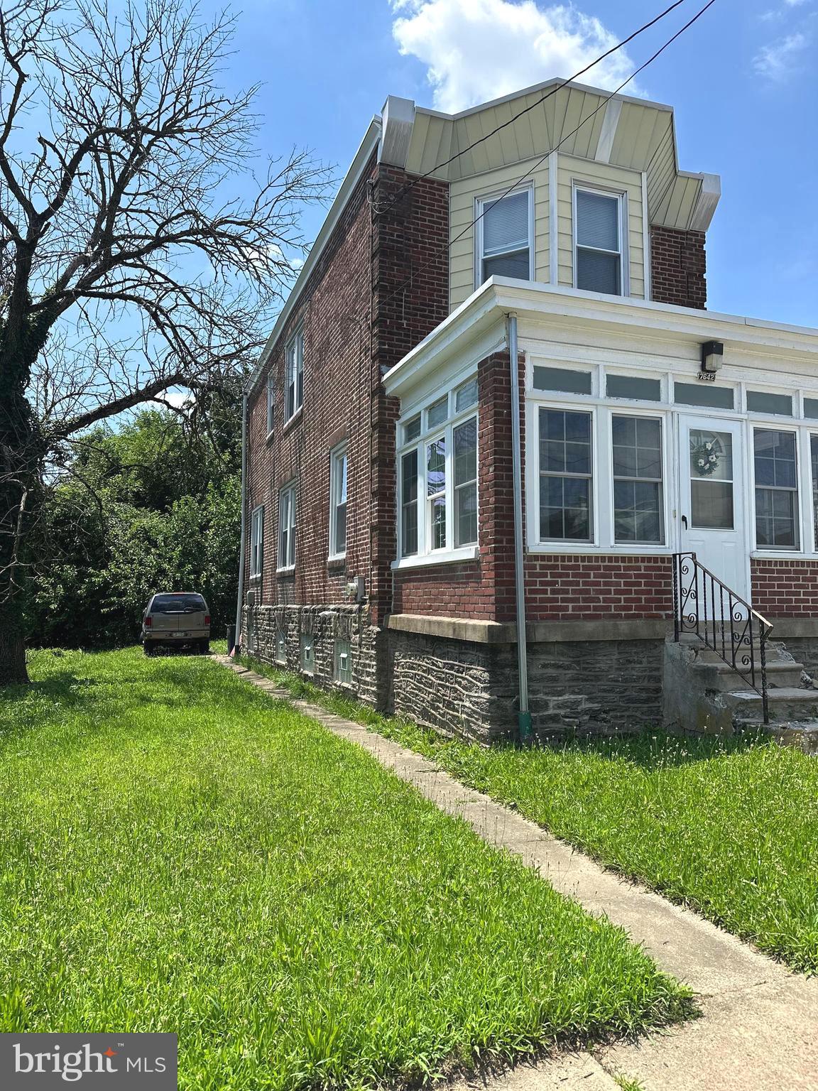 7640-7642 WILLIAMS AVENUE