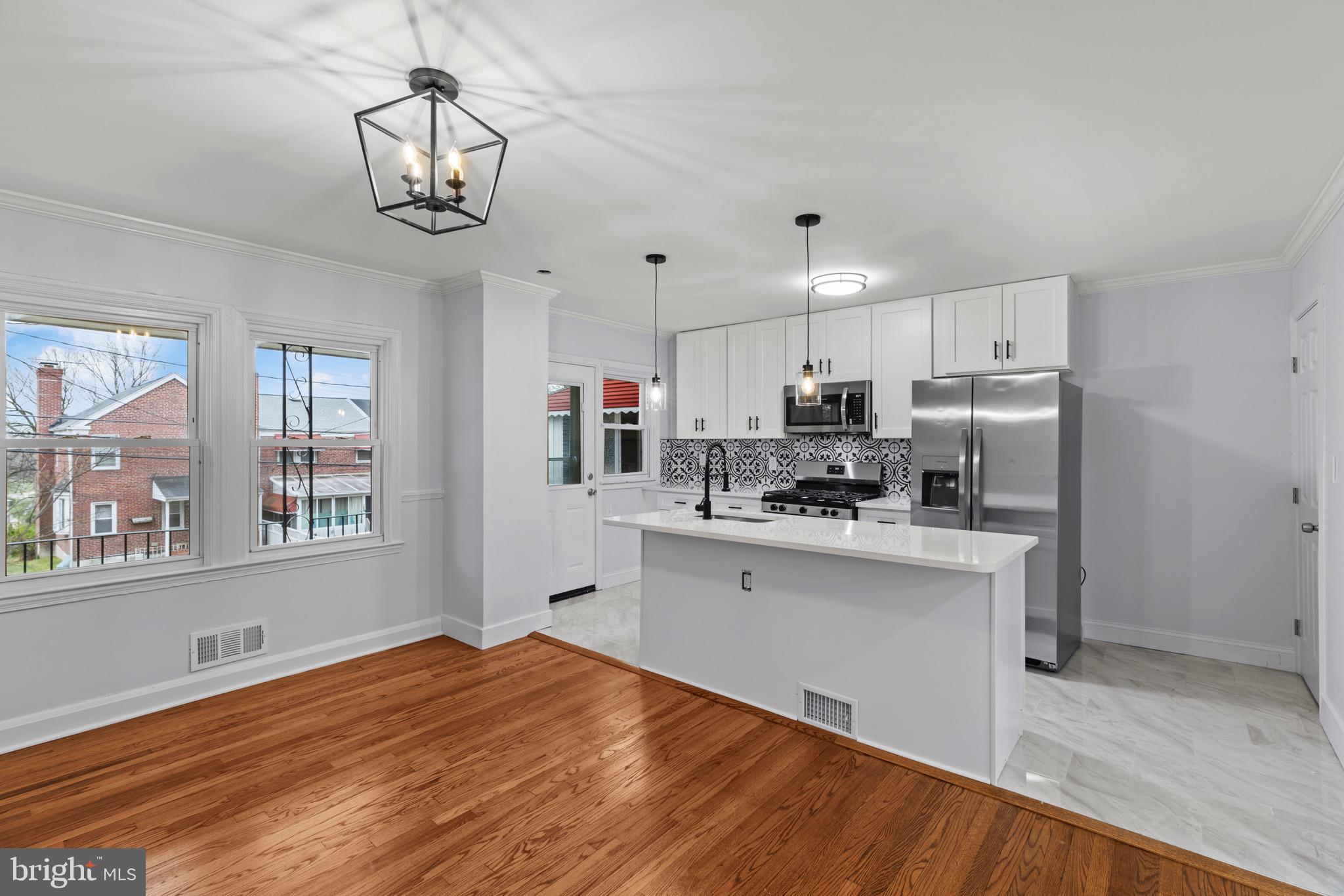 PERRING LOCH - Residential