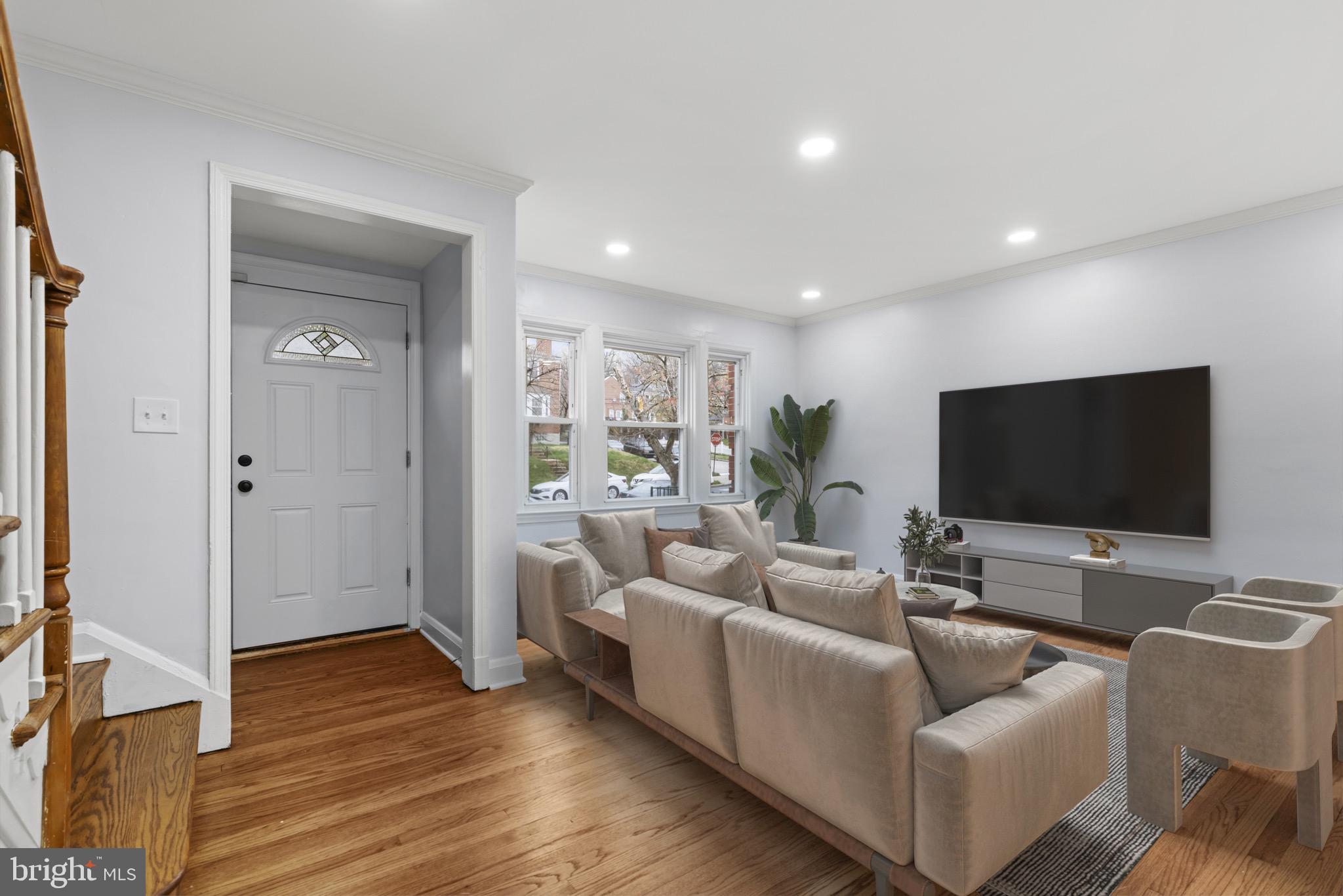 PERRING LOCH - Residential