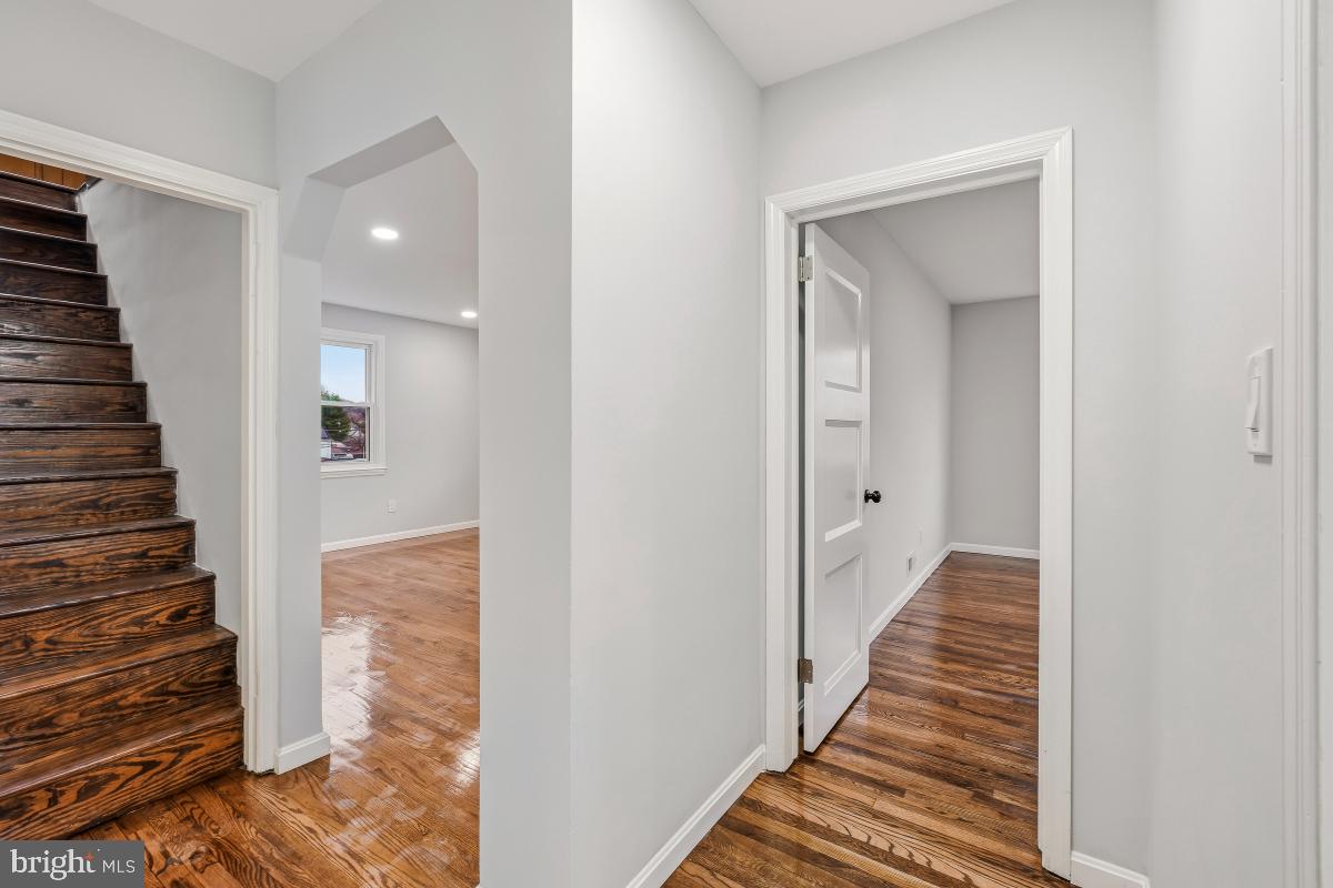 LANDSDOWNE - Residential