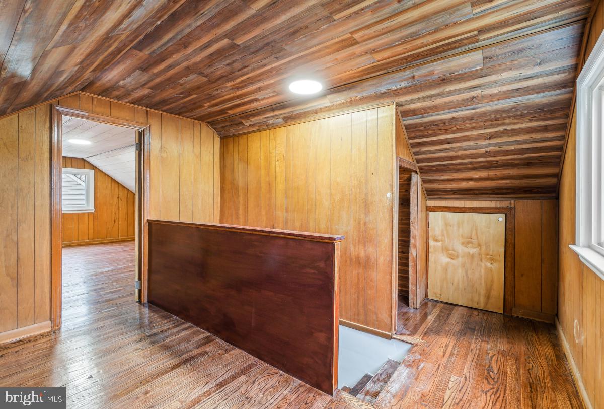 LANDSDOWNE - Residential