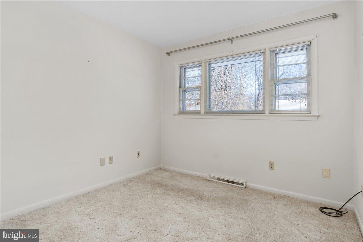 FOUNTAIN HEAD - Residential